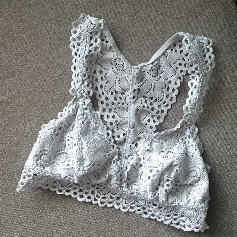 EUC Aerie Lace Racerback Bralette